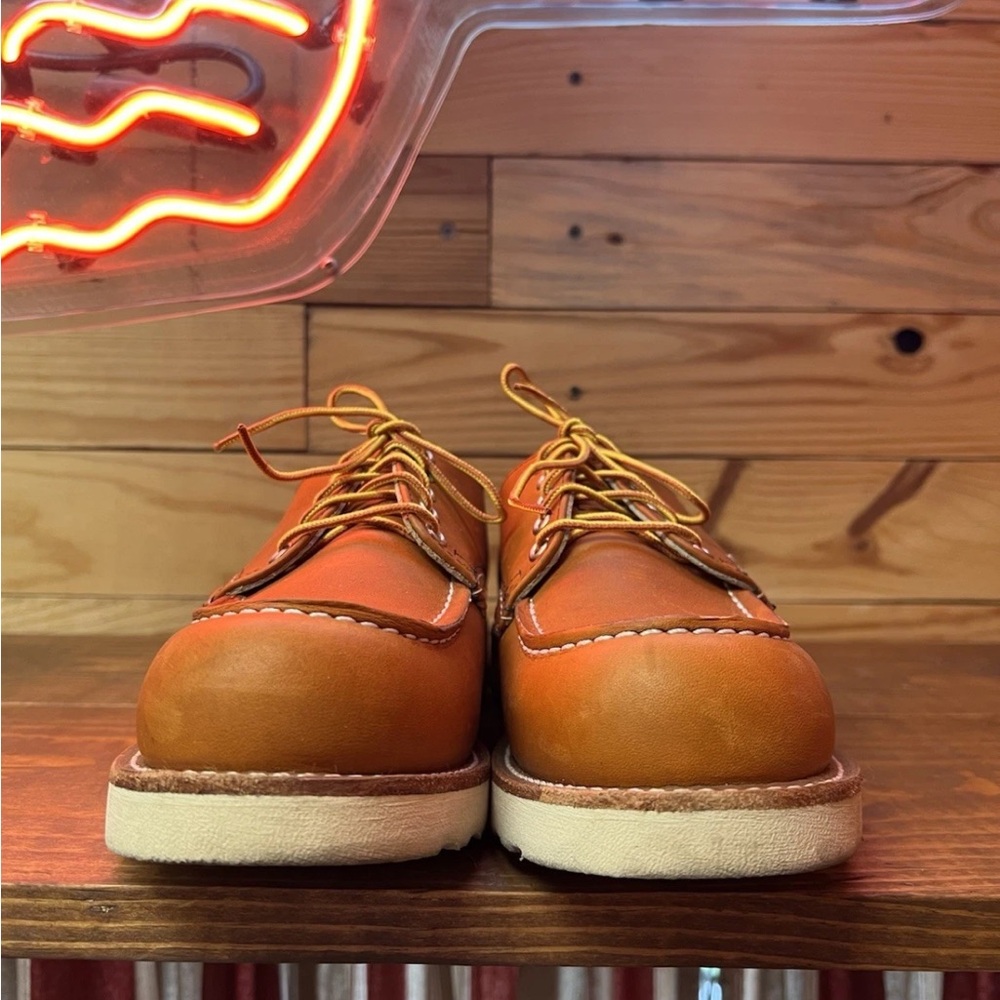 Redwing Oxfords 8092 Size 9D Oro Legacy Crepé Sole Used Once!!